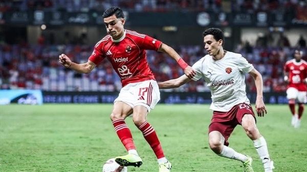 وسع يا جدع.. مهيب عبد الهادي يحتفل بصدارة الأهلي للدوري