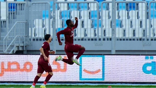 تعرف على بدلاء سيراميكا كليوباترا أمام بيراميدز في الدوري المصري