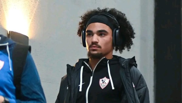 بالصور.. لاعبو الزمالك يصلون ستاد القاهرة لمواجهة الاتحاد