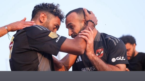 حسين الشحات لـ أفشة: كل سنة وانت طيب يا أخويا