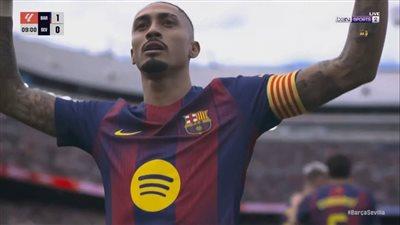 برشلونة ضد إشبيلية.. رافينيا يسجل الهدف الأول لـ برشلونة في مرمى إشبيلية بالدوري الإسباني