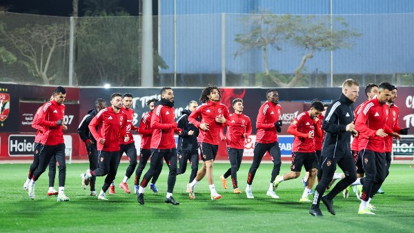 الأهلي يضع اللمسات الأخيرة على رحلة تونس لمواجهة الترجي في دوري أبطال أفريقيا