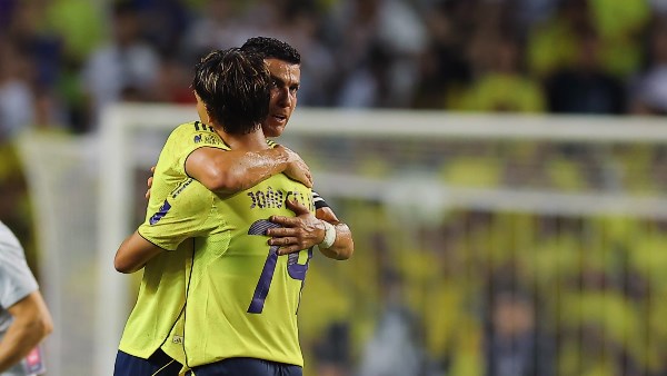 رونالدو يهدر ركلة جزاء.. الفيحاء يتقدم علي النصر بالنيران الصديقة في الشوط الاول