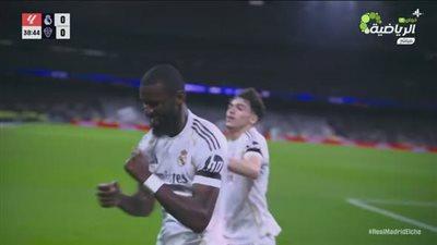 الريال ضد إلتشيه.. ملخص اهداف ونتيجة مباراة ريال مدريد وإلتشي في الدوري الإسباني