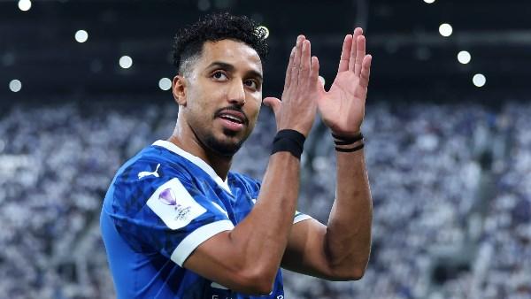 قبل ودية مصر.. استبعاد سالم الدوسري من منتخب السعودية