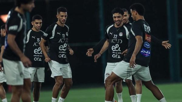 ضياء السيد: أداء منتخب مصر أمام السعودية تاريخي.. والحديث عن أداء هيثم حسن مبالغ فيه