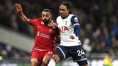 ليفربول ضد توتنهام.. انطلاق مباراة ليفربول وتوتنهام في الدوري الإنجليزي