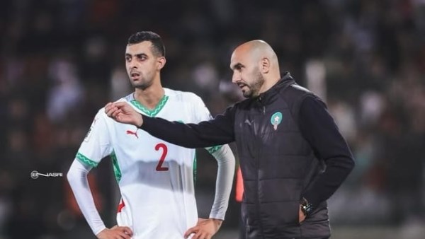 بلعمري مودعًا الركراكي: منحتني شرف ارتداء قميص المنتخب الوطني