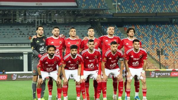 أحمد بلال: يجب على إدارة الأهلي تسريح اللاعبين بما فيهم تريزيجيه وزيزو وعاشور