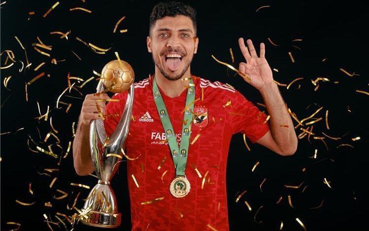 شوبير يشيد بعودة محمد شريف لقائمة الأهلي.. ويقارنه بمهاجم الزمالك