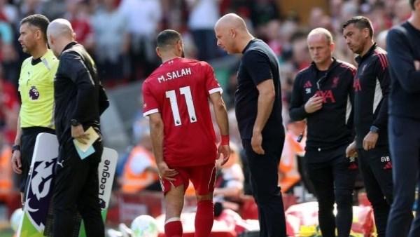 هل يلحق بالمنتخب.. سيف زاهر يكشف مدة غياب صلاح ويطمئن الجماهير