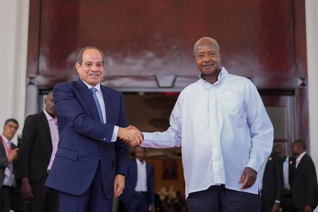 الرئيس السيسي والرئيس الأوغندى (3)