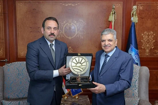 شراكة بين هيئة قناة السويس وجهاز مستقبل مصر لتطوير وتطهير البحيرات المصرية (8) شراكة بين هيئة قناة السويس وجهاز مستقبل مصر لتطوير وتطهير البحيرات المصرية (8)