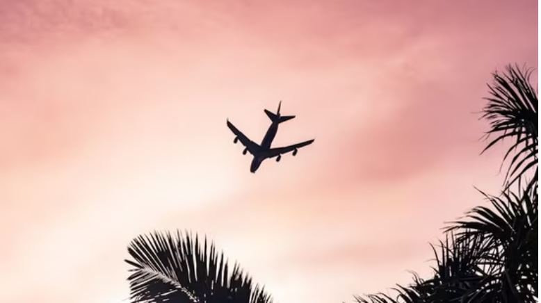 تحطم طائرة أمريكية 