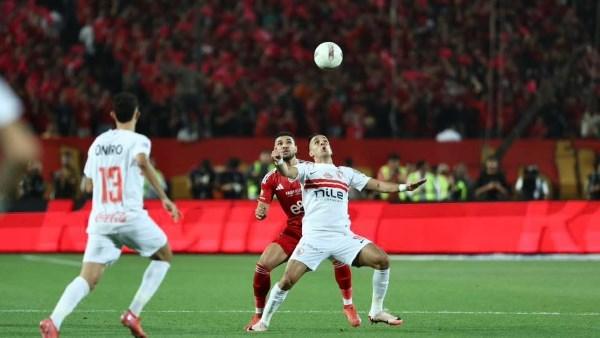 فاضل على الدوري نقطة.. إعلامي يحتفل بفوز الزمالك على سموحة