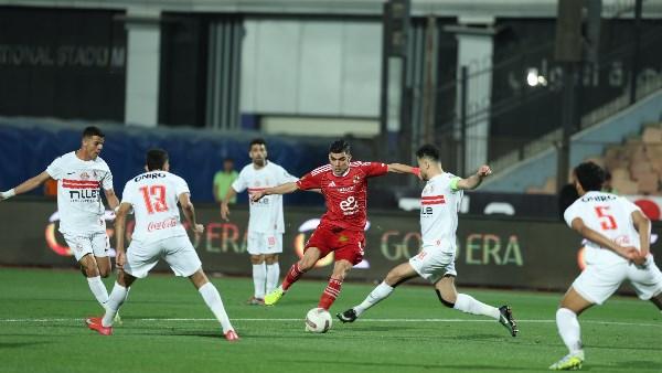 اشتباك ناري عالقمة .. سيناريوهات حصد الزمالك لقب الدوري الممتاز