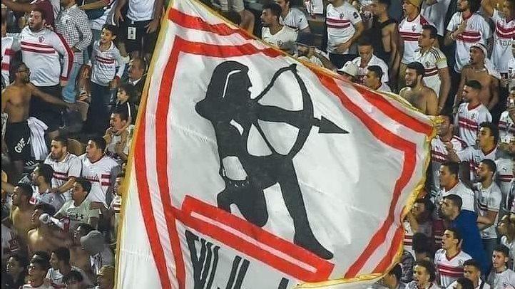 4 أفراد حجزوا.. شوبير يكشف إلغاء رحلة الزمالك للجزائر