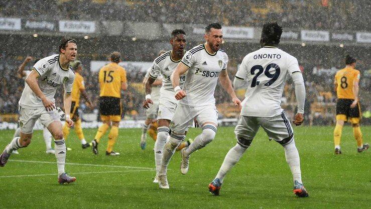 ليدز يونايتد يفوز على بيرنلي 3-1 في الدوري الإنجليزي