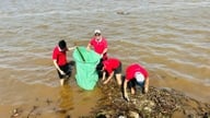 أطلق بنك SeABank حملة تنظيف المحيطات 2026، بمشاركة أكثر من 1000 موظف في تنظيف الشاطئ.