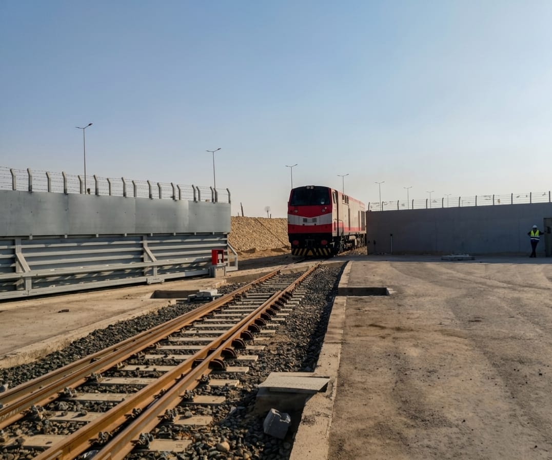 وصول قطارات البضائع