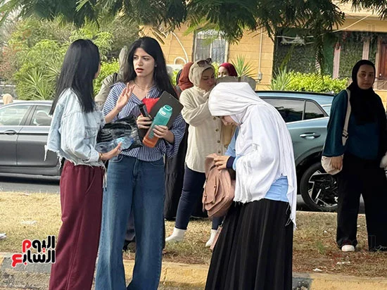 امتحان اللغة الثانية بأكتوبر