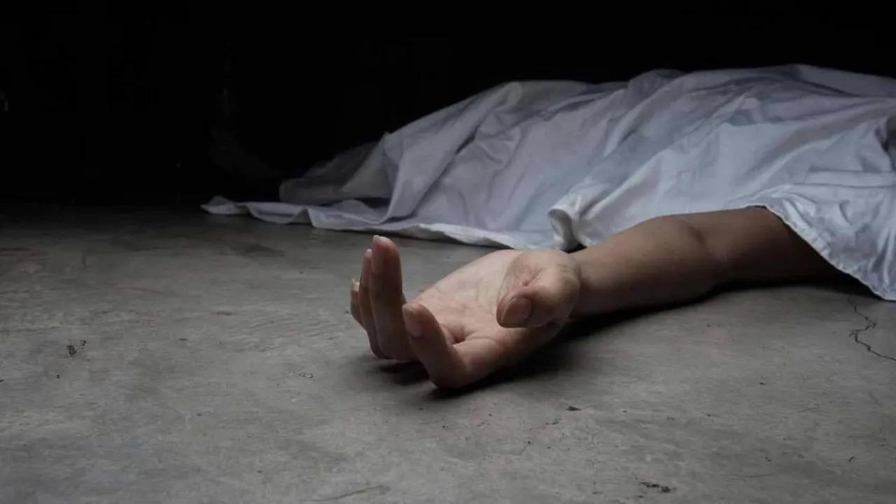 عاجل  وسط معلومات عن إنهاء حياتها .. جثة عشرينية داخل منزل ذويها بالزرقاء والأمن يحقق