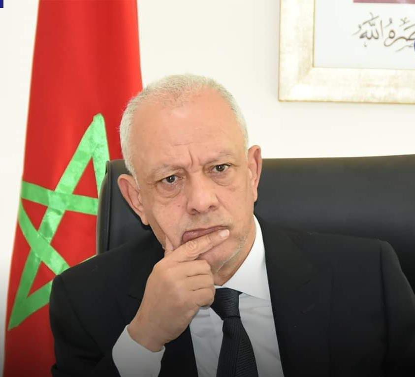 البيضاء.. أصحاب المظلات بعين الذئاب يطالبون بتدخل الوالي أمهيدية