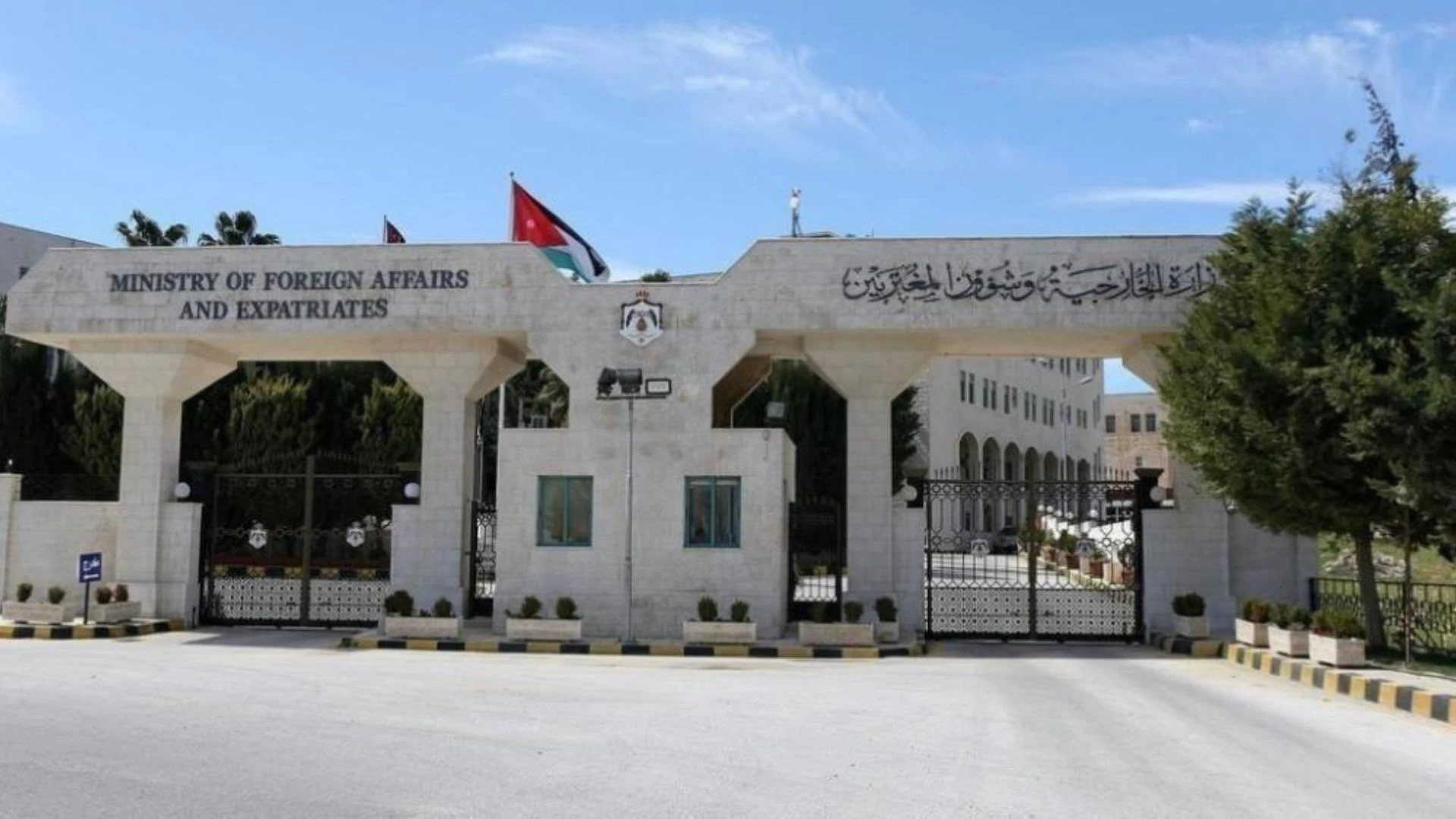 تحرك اردني عاجل ضد مصادرة الاحتلال لاراضي الكنيسة في القدس